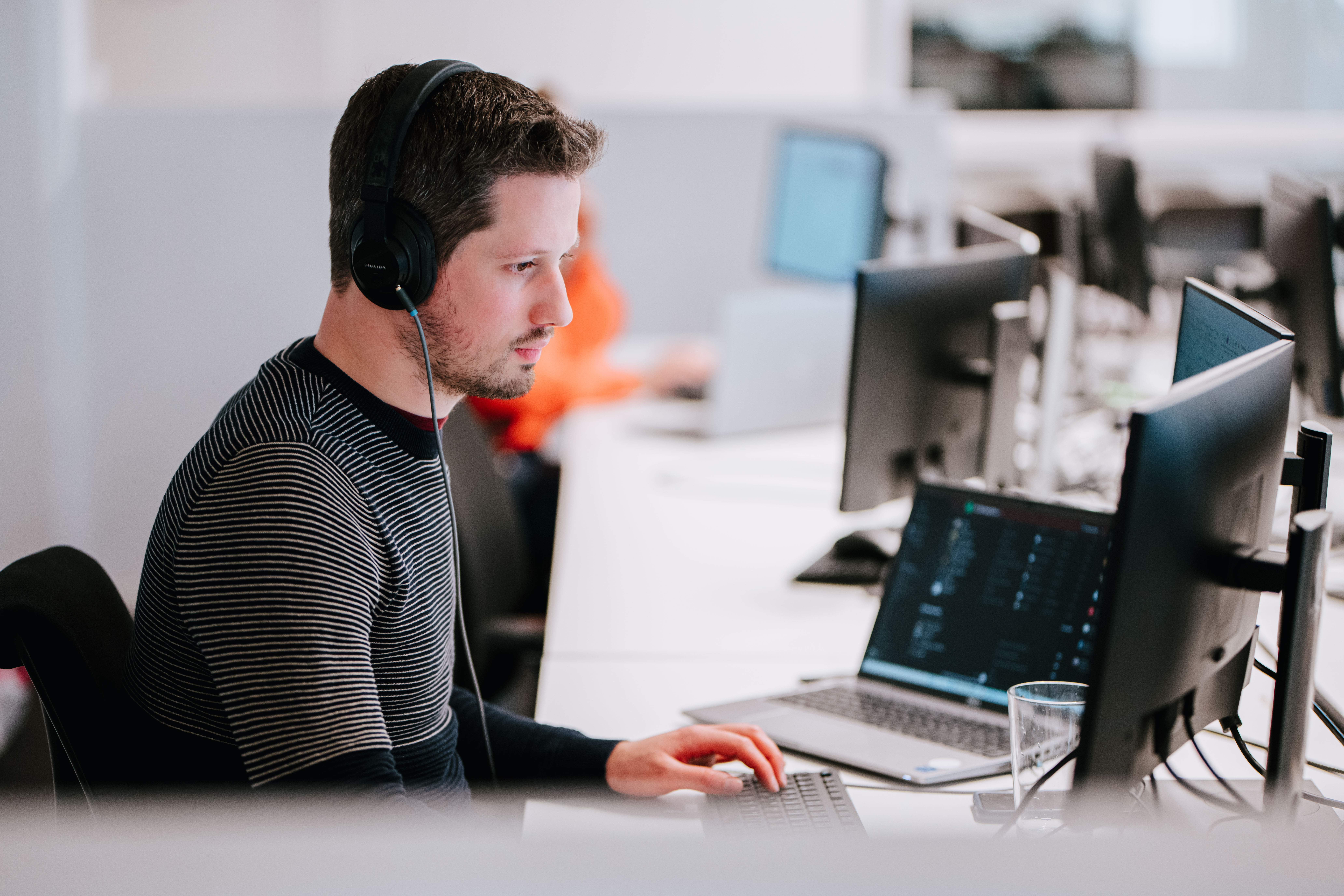 Focused working shot