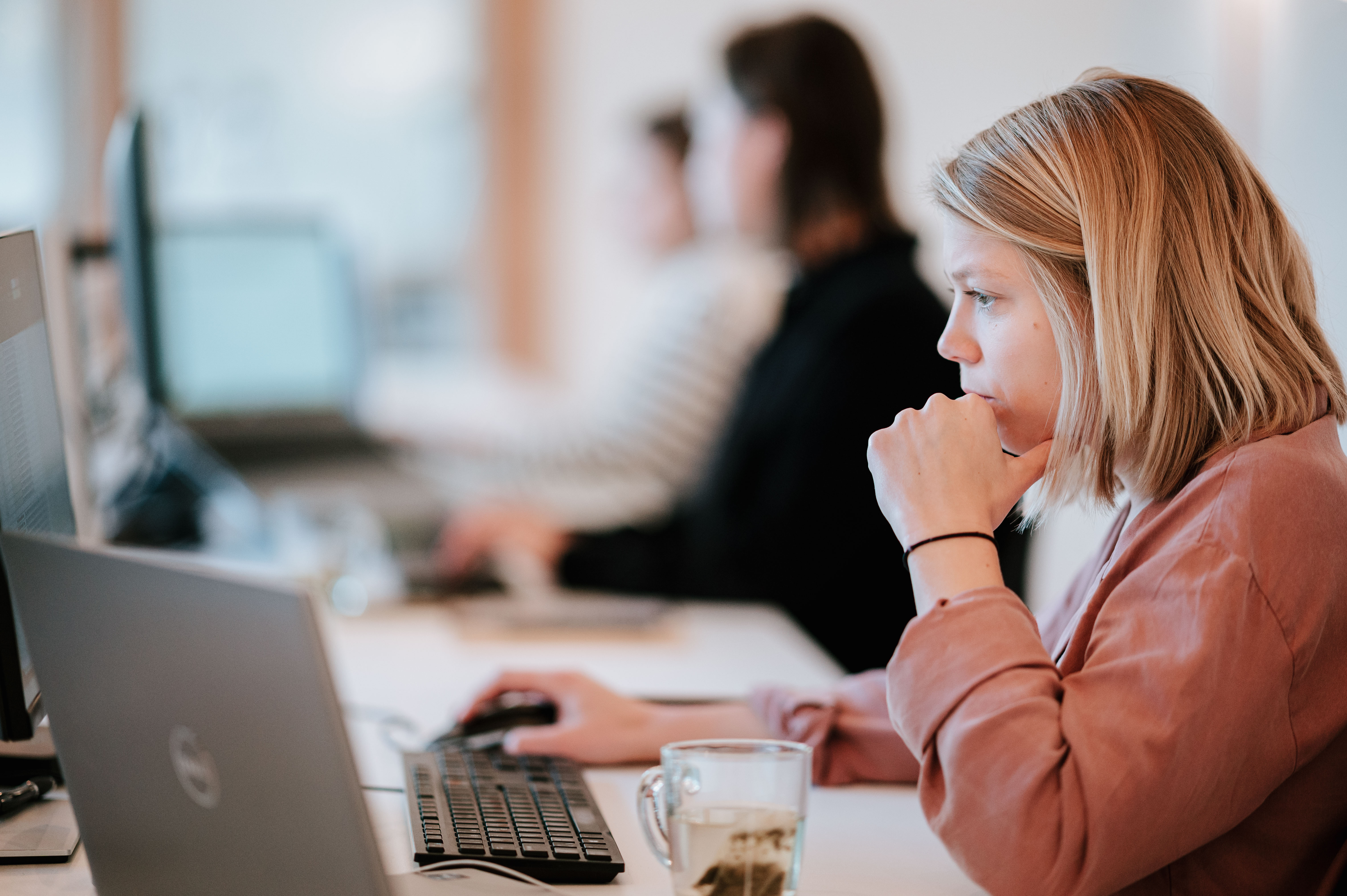 Focused working shot