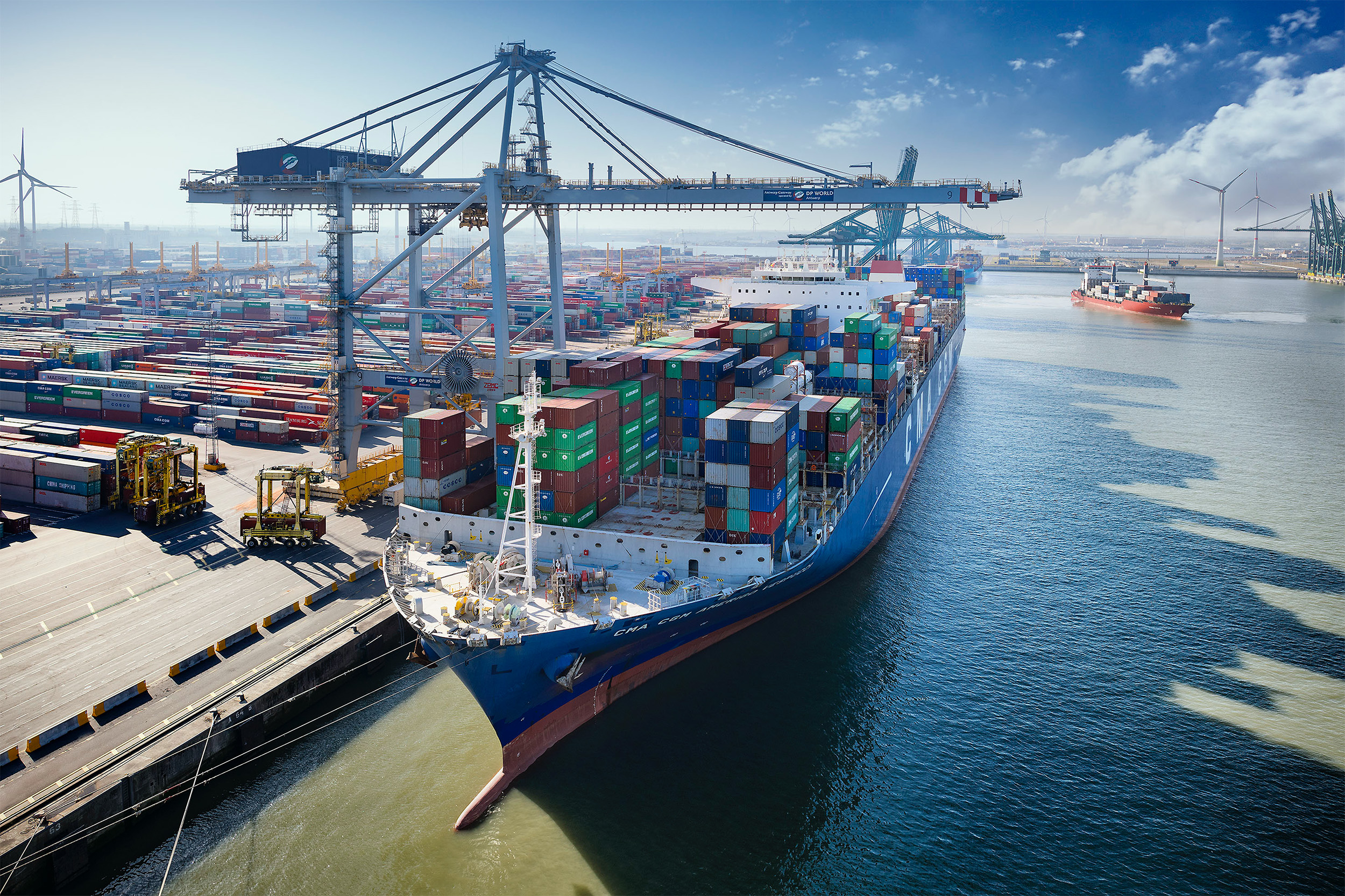 DP World - Ship at Deurganckdok terminal